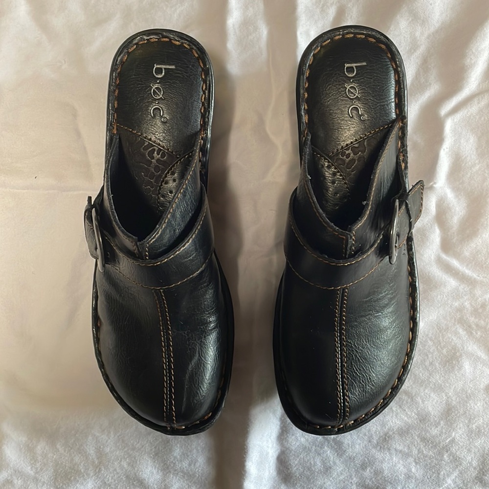 Black b.o.c mules